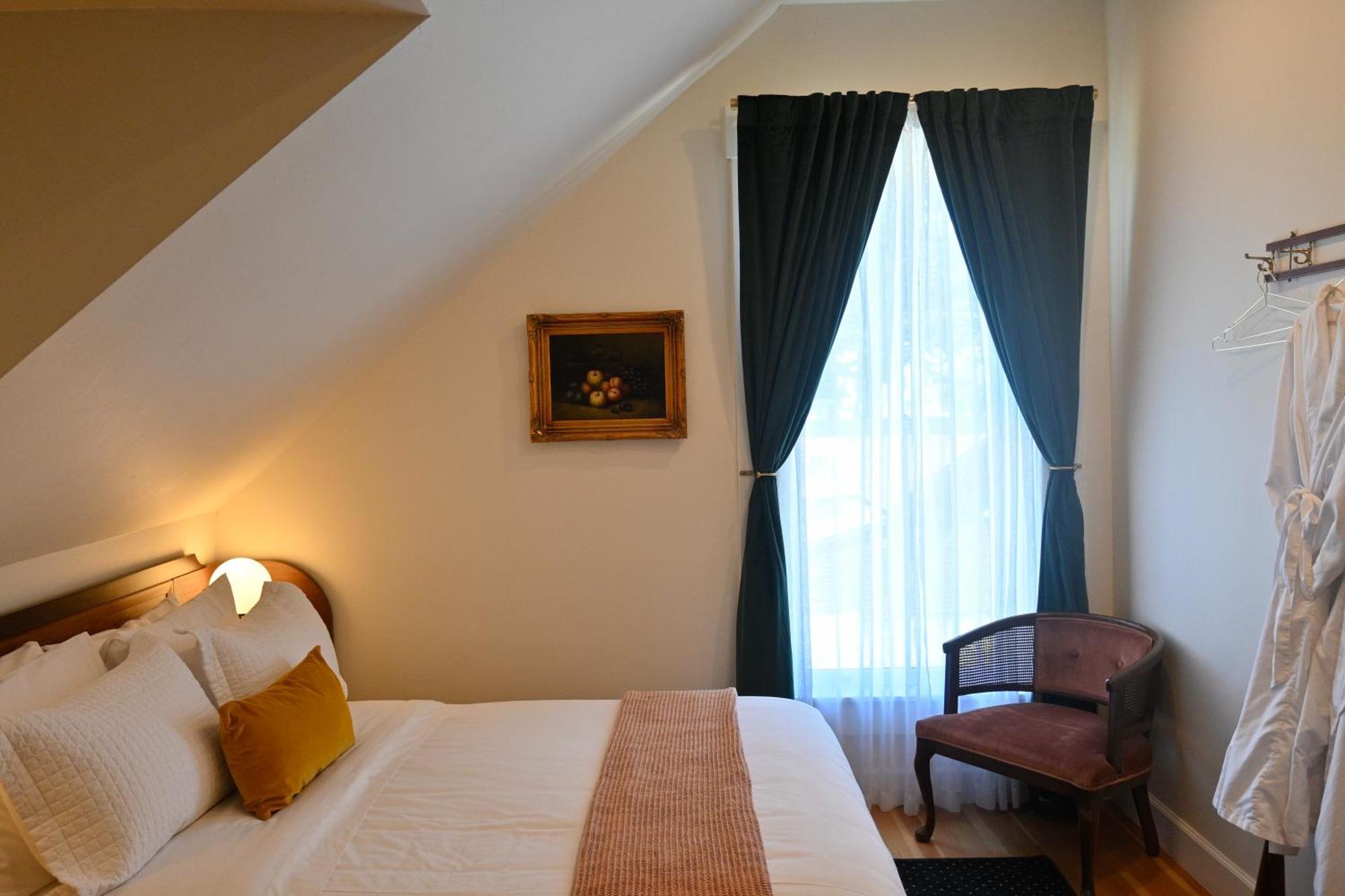 Nicholson House At Beaujolais 호텔 멘도시노 외부 사진